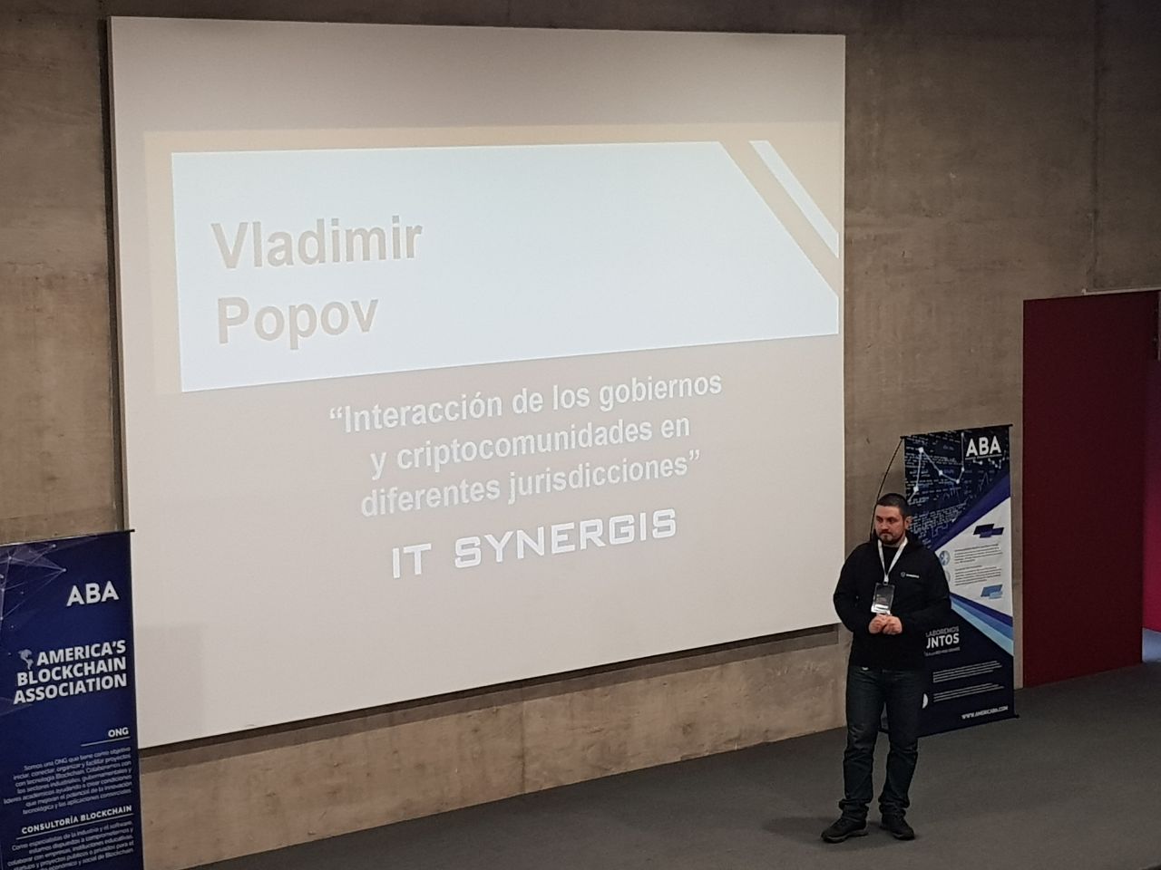 Vladimir Popov Congreso Blcokchain 2018